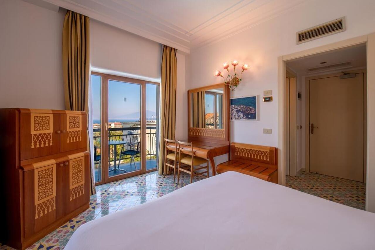 Grand Hotel Flora Sorrento Eksteriør bilde