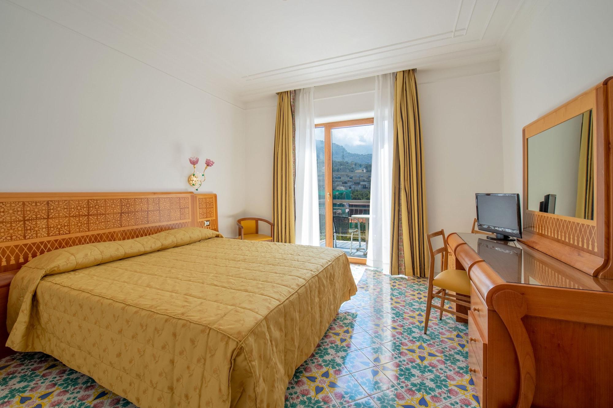 Grand Hotel Flora Sorrento Eksteriør bilde
