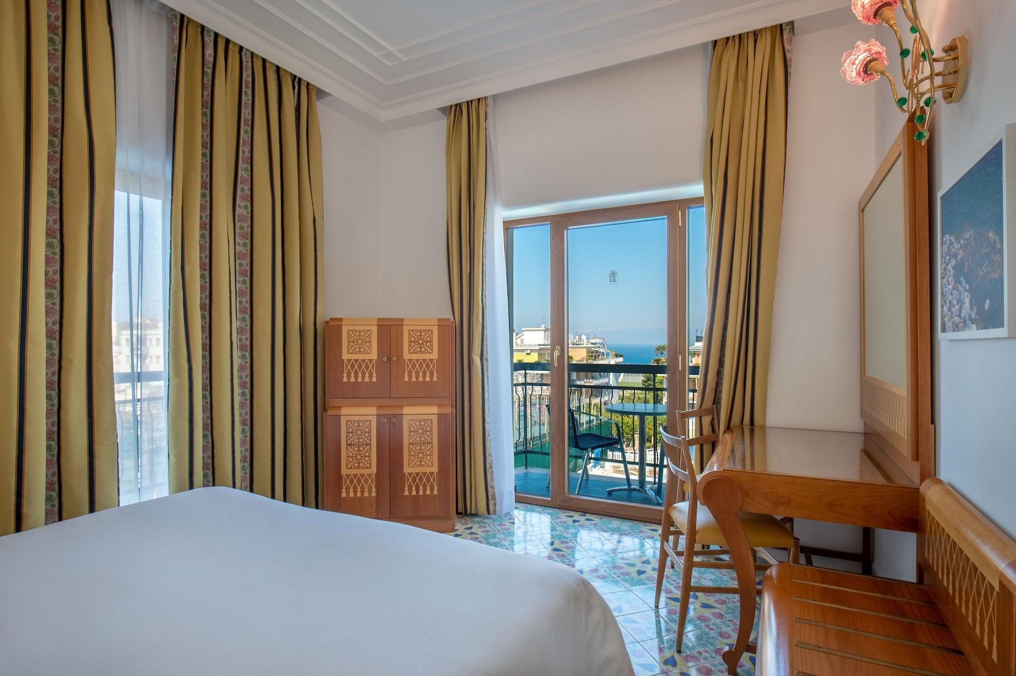 Grand Hotel Flora Sorrento Eksteriør bilde