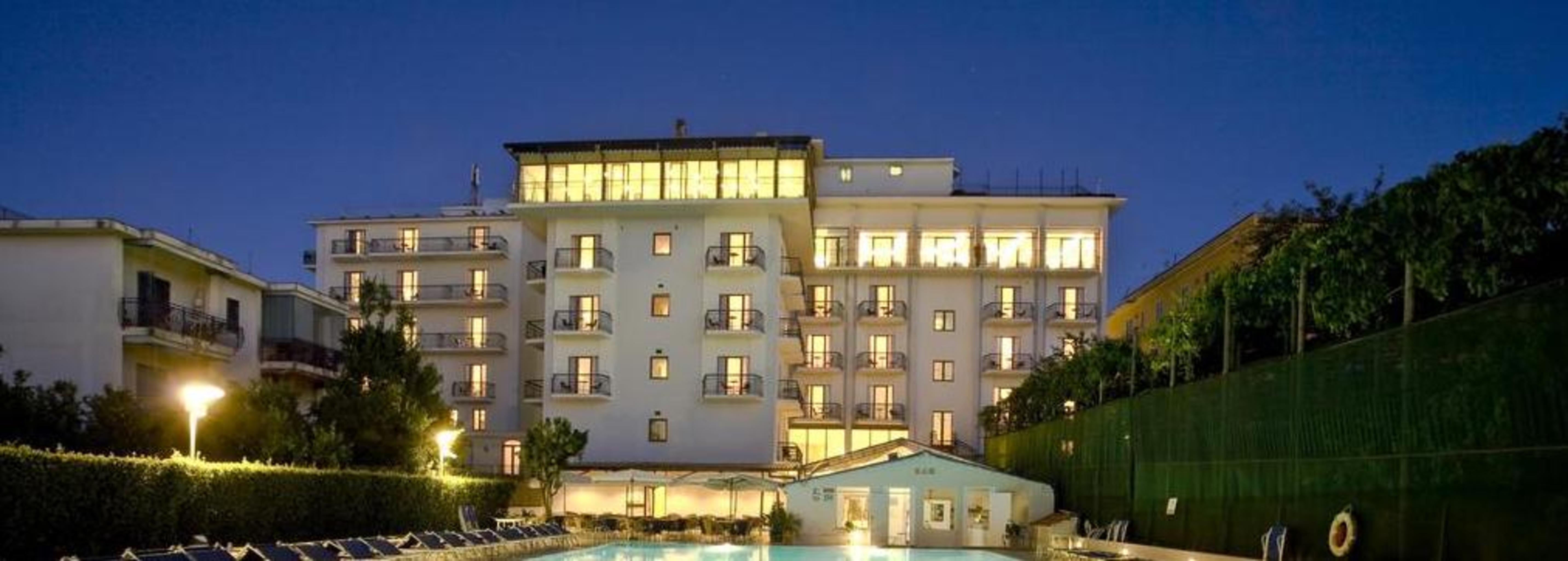 Grand Hotel Flora Sorrento Eksteriør bilde