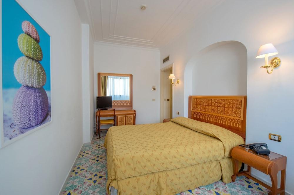Grand Hotel Flora Sorrento Eksteriør bilde